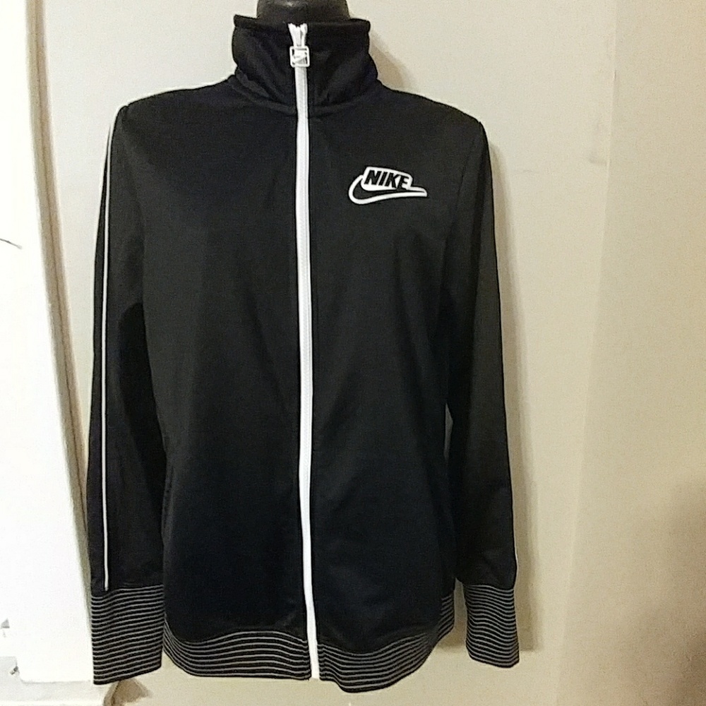 🔥NIKE🔥 LADIES TRACK JACKET